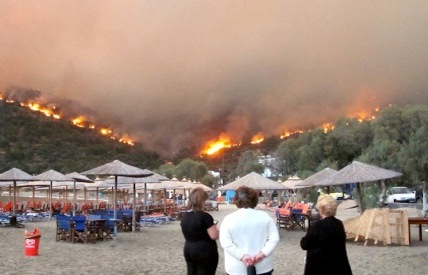 שריפות ענק אירעו היום ברודוס, כרתים וסריפוס